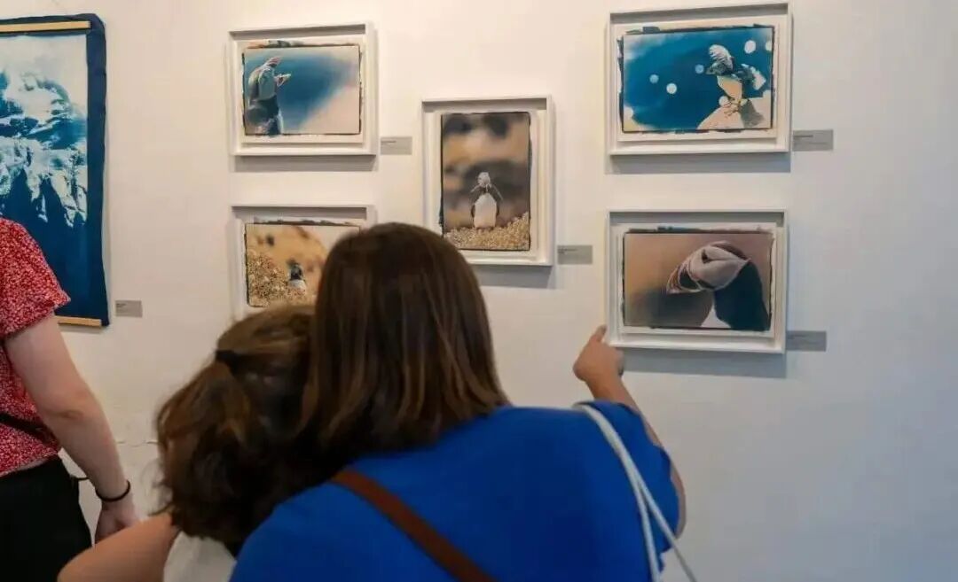 平遥国际摄影大展艺术总监张国田、策展人那日松,受邀担任巴塞罗那实验摄影节国际评委 · 配图 15