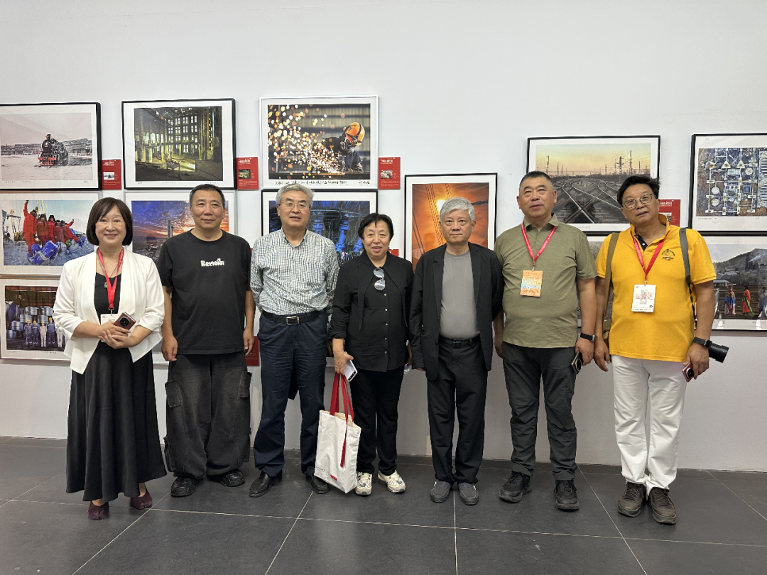 一脉相承・同辉共鸣——辽宁工业摄影艺术作品巡展亮相平遥! · 配图 3